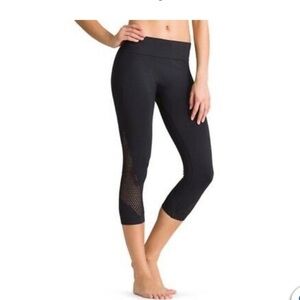 Athleta Breakthrough Cropped  Laser Cut Legging